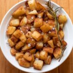 crispy-saute-potatoes-with-garlic-8